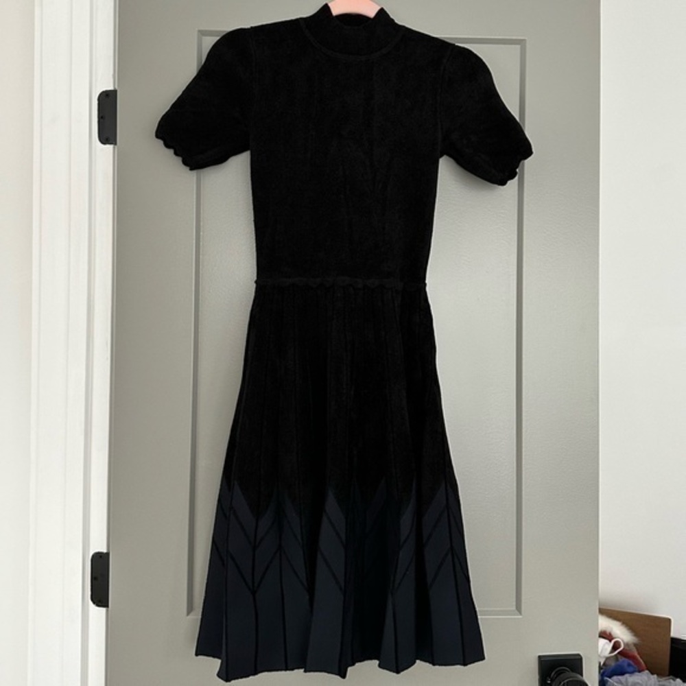 Sandro New Black Blue Mockneck Scallop Sleeve Size 1 (XS) deadstock Dress